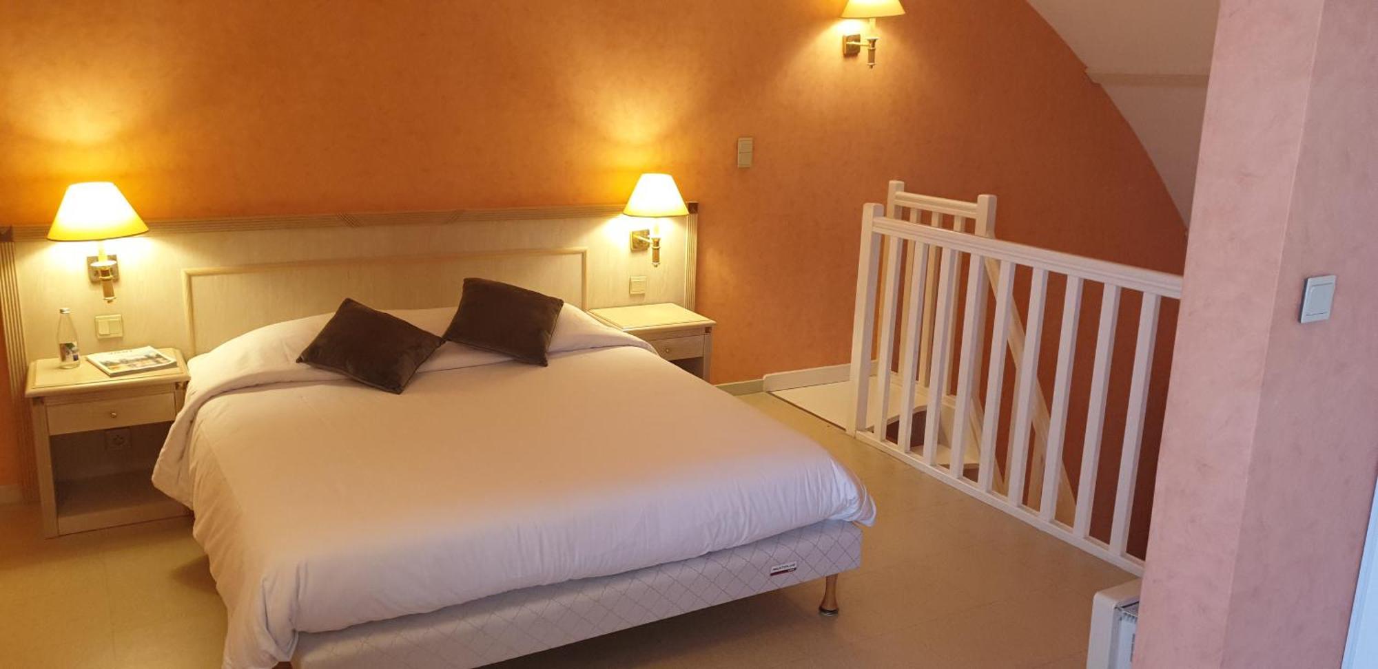 Logis L'Auberge Bourbonnaise Saint-Yorre Eksteriør bilde
