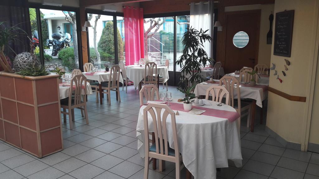 Logis L'Auberge Bourbonnaise Saint-Yorre Eksteriør bilde