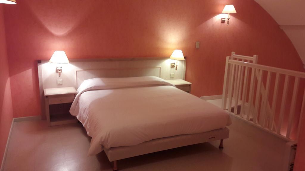 Logis L'Auberge Bourbonnaise Saint-Yorre Eksteriør bilde