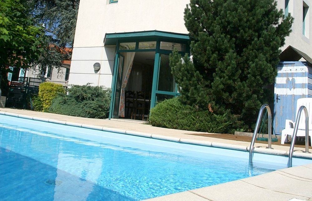 Logis L'Auberge Bourbonnaise Saint-Yorre Eksteriør bilde