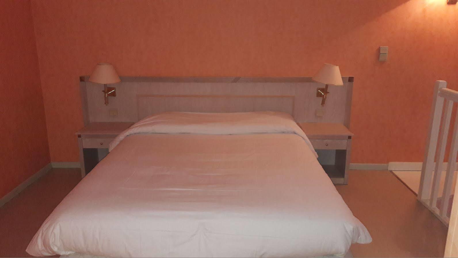Logis L'Auberge Bourbonnaise Saint-Yorre Eksteriør bilde